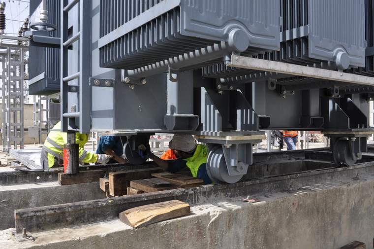 Industrial Handling & Project Logistics